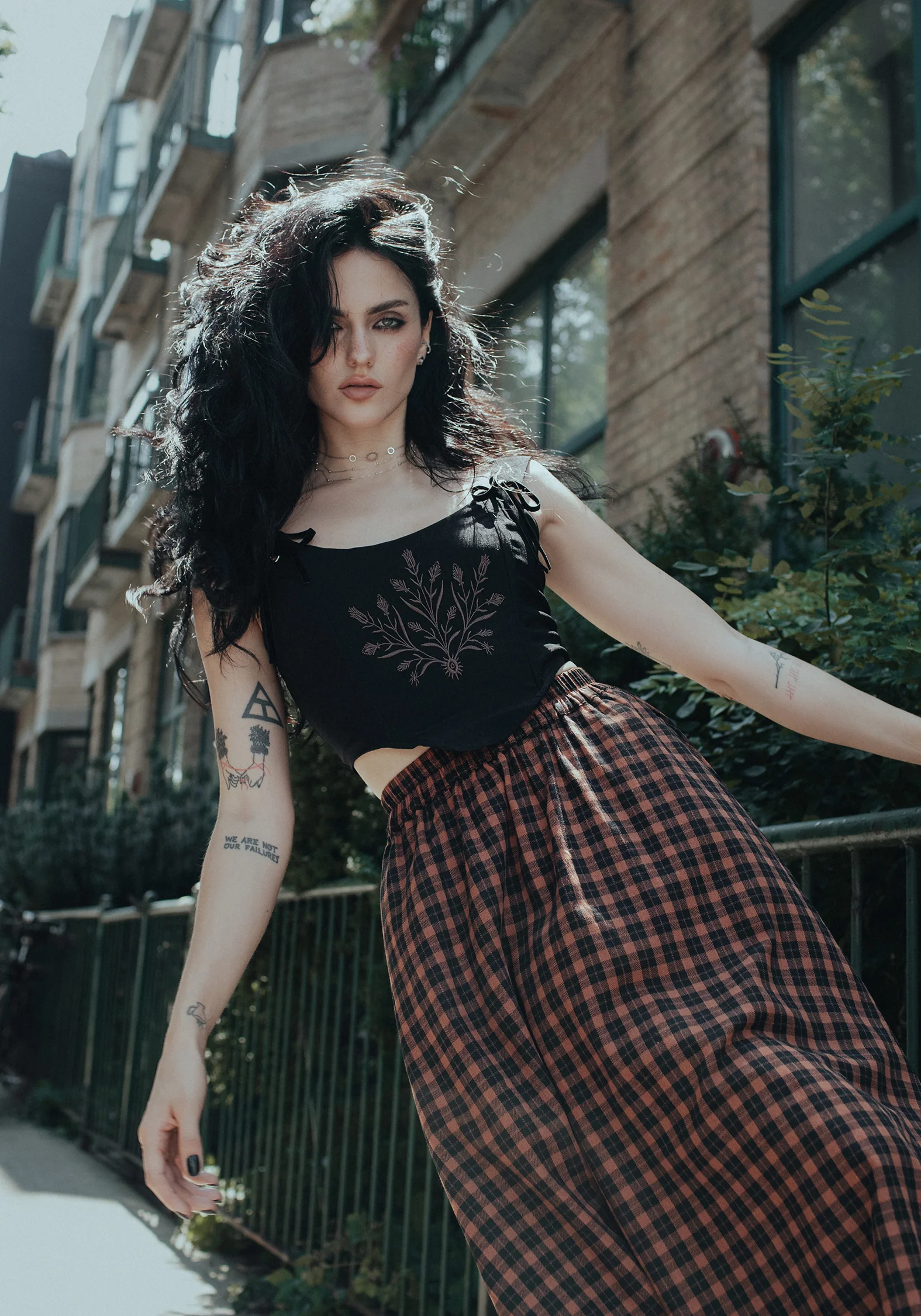 Cybele Embroidered Crop Corset Top - Image 10