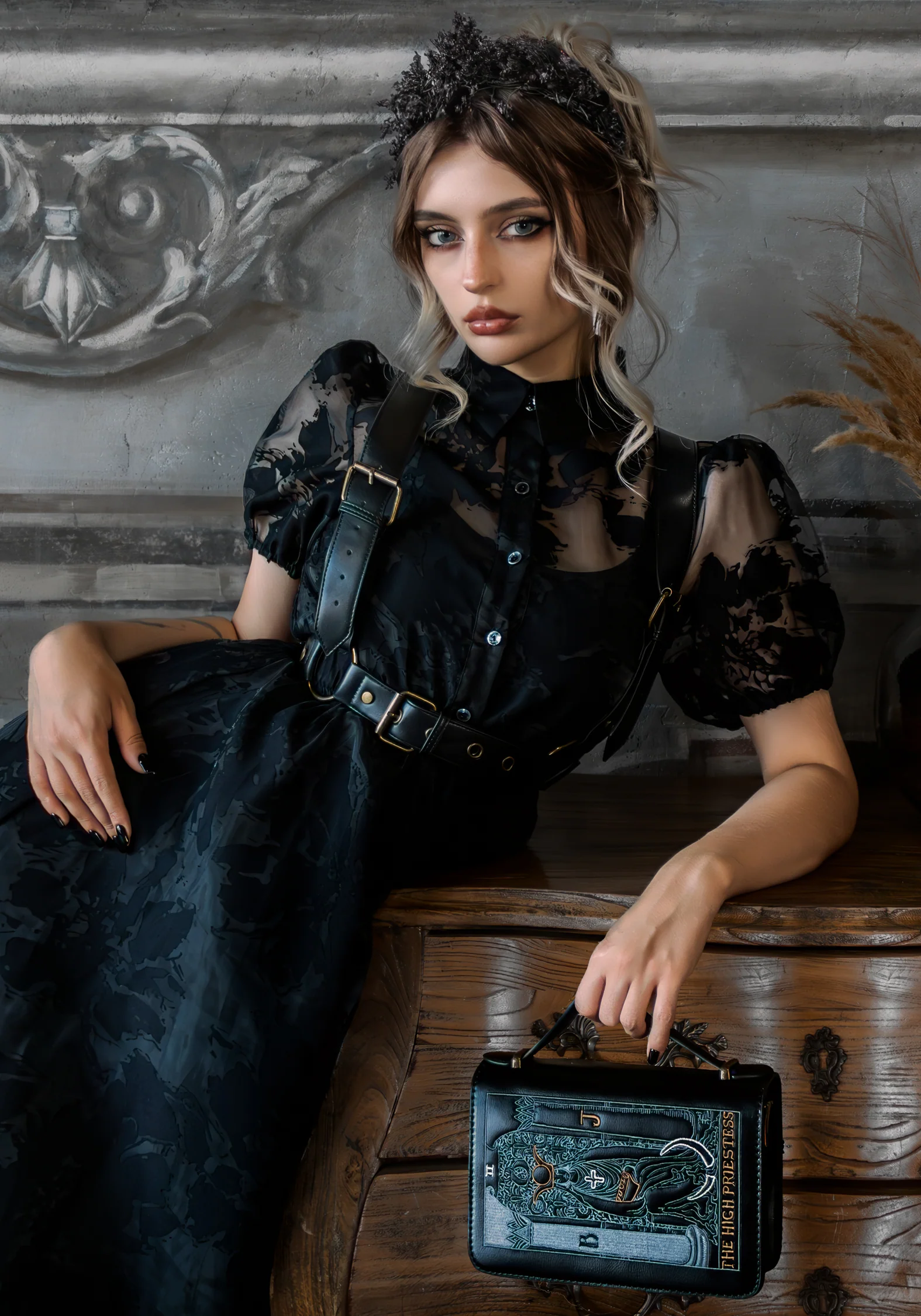 High Priestess Embroidered Crossbody Clutch Bag - Image 9