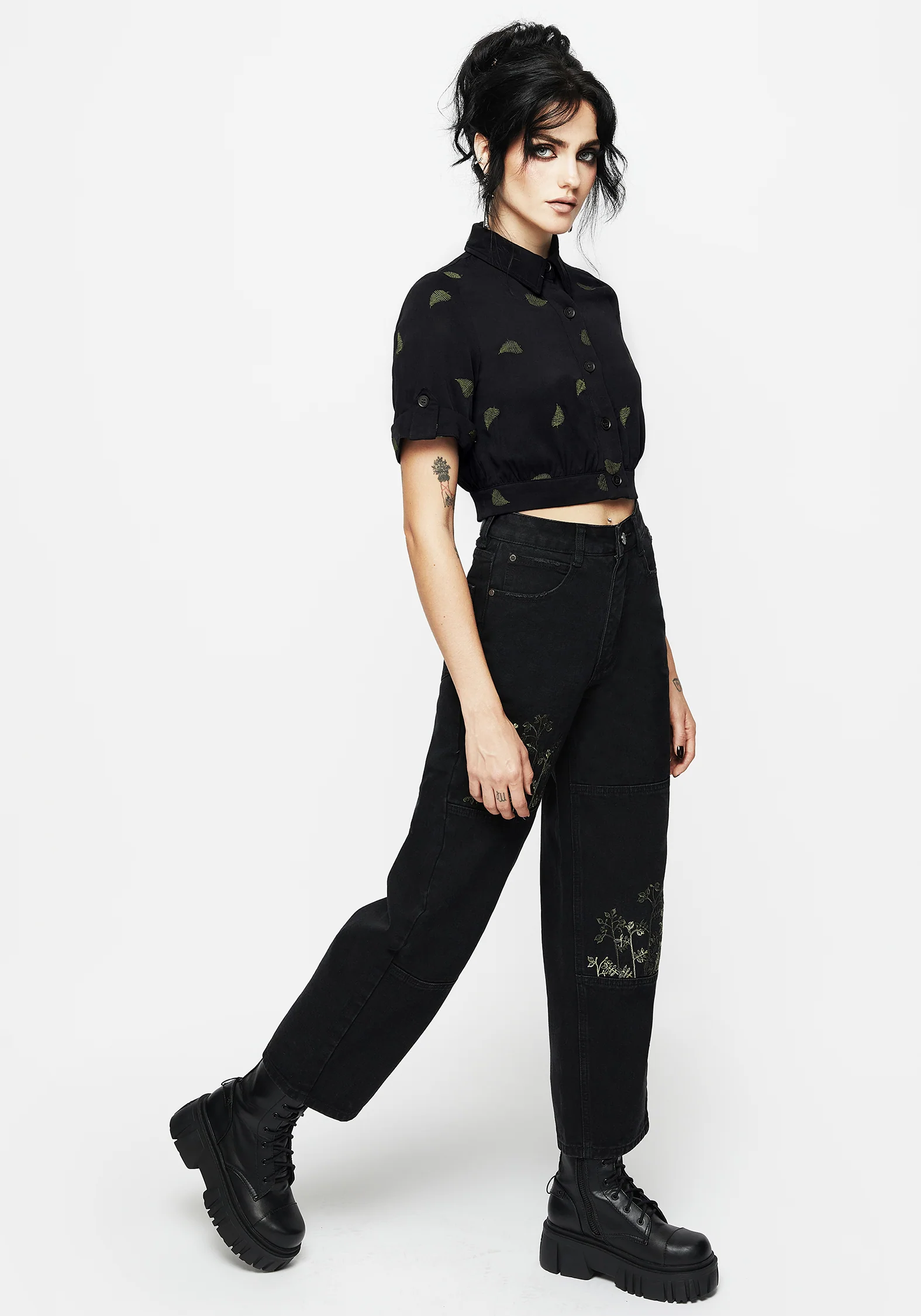Osmunda Fern Embroidered Short Sleeve Crop Shirt - Image 6