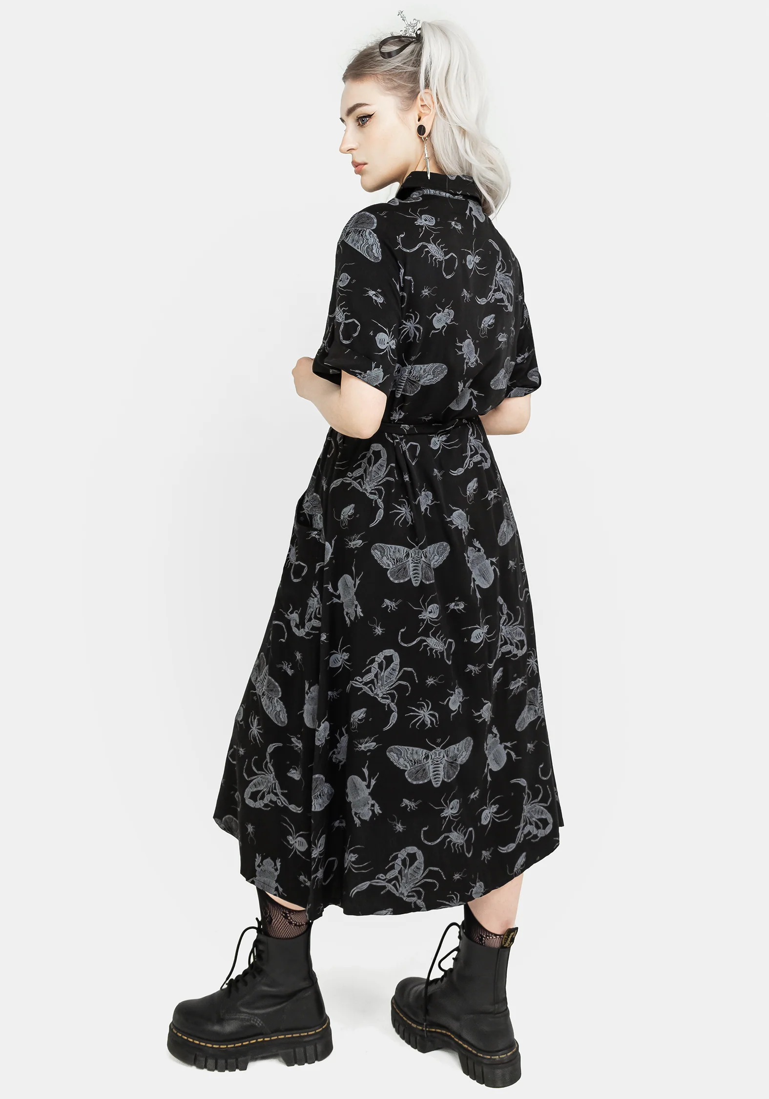 Parasite Bugs Short Sleeve Midi Shirt Dress - Black - Image 3