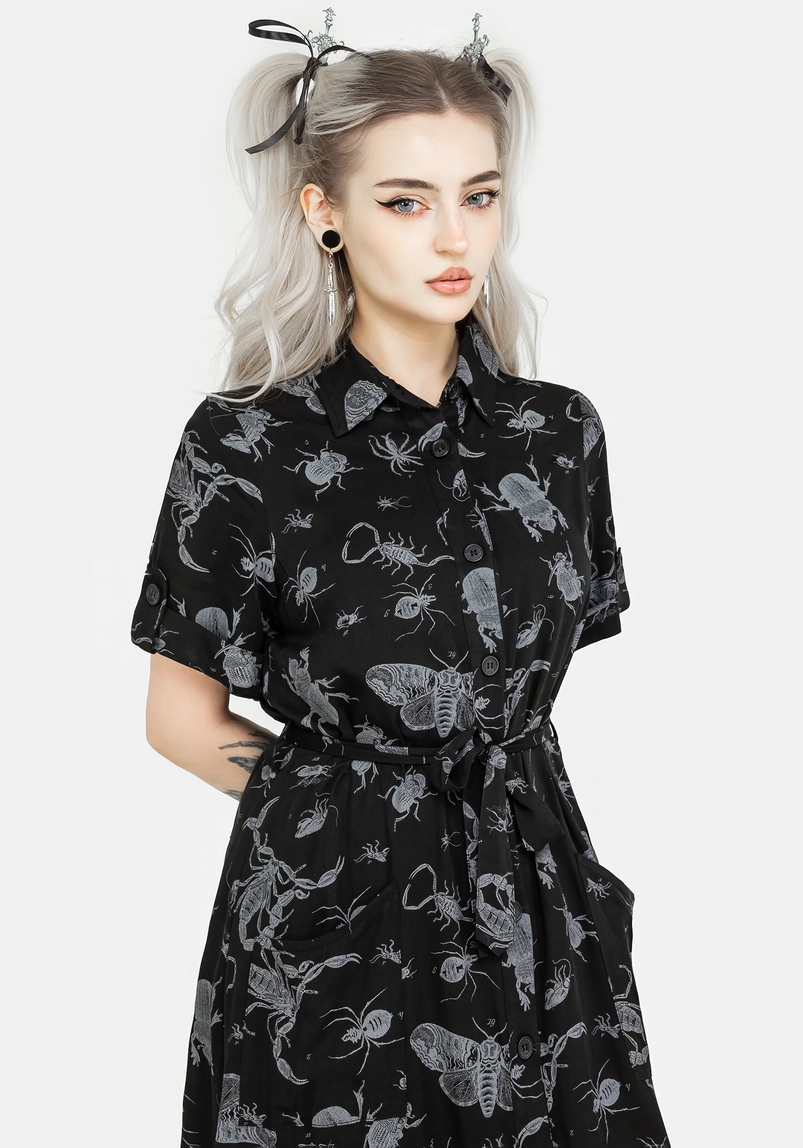 Parasite Bugs Short Sleeve Midi Shirt Dress - Black - Image 5