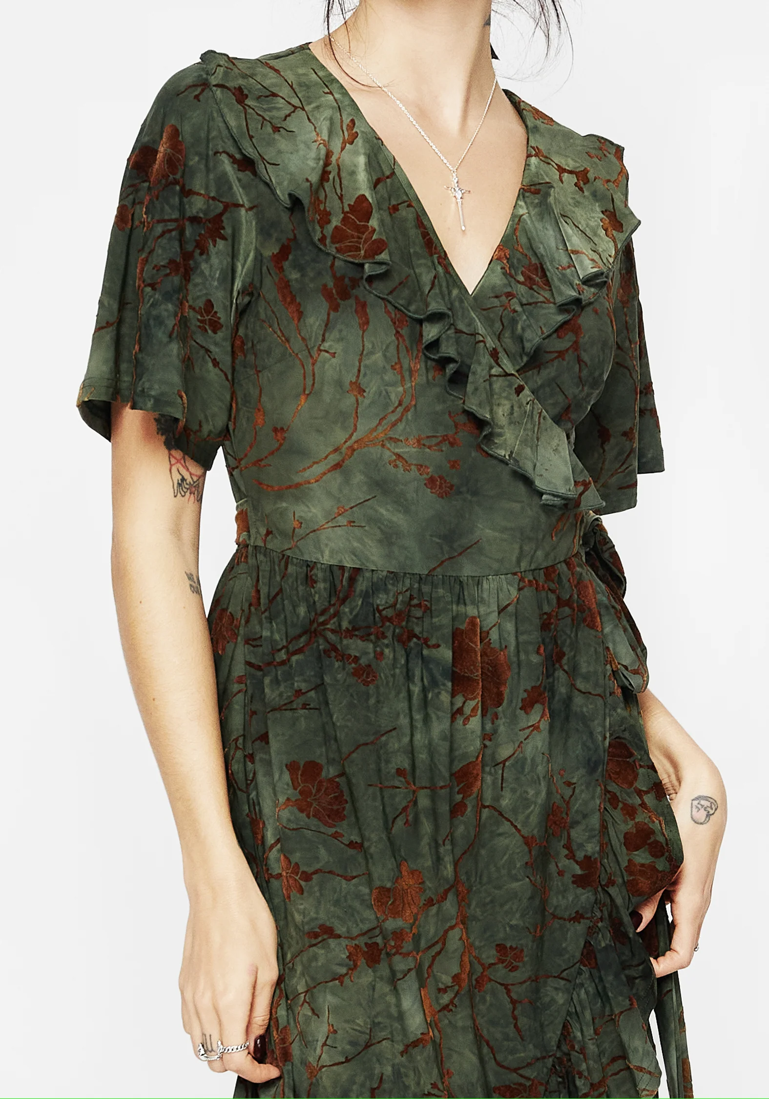Witchfire Ruffle Midaxi Wrap Dress - Image 6